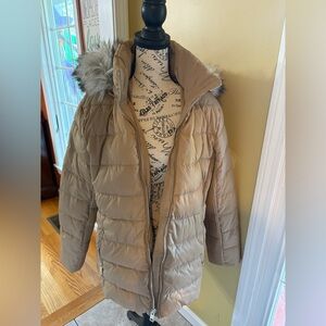 Women’s size L Michael Kors winter jacket with detachable faux fur lined hood